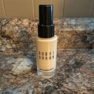 Bobbi Brown Skin Foundation